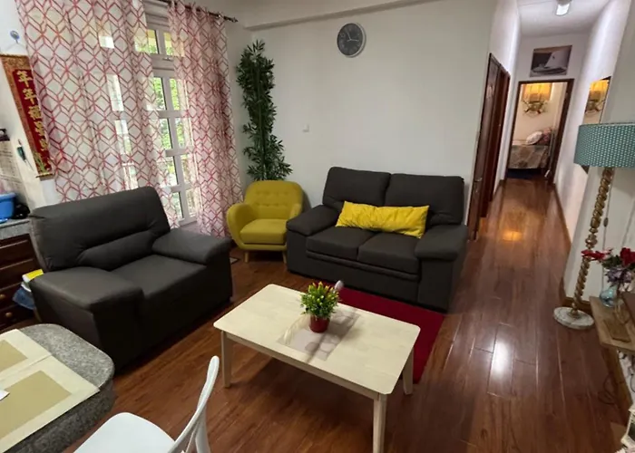 Royal View Apartment