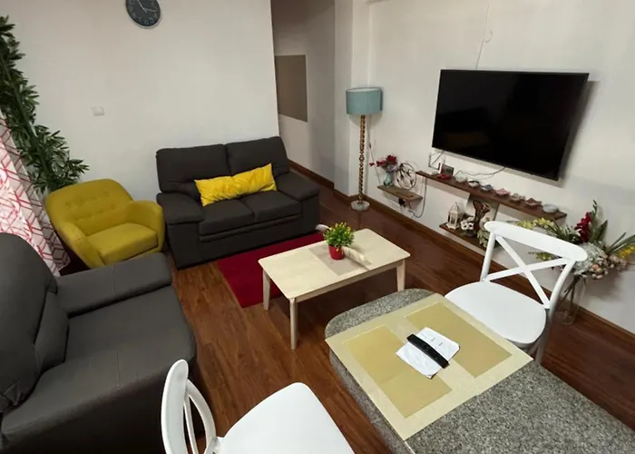 Royal View Apartment